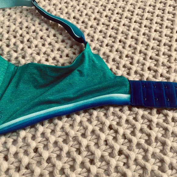 Victoria’s Secret Perfect Shape Bra 38DD  push up! - Picture 4 of 9